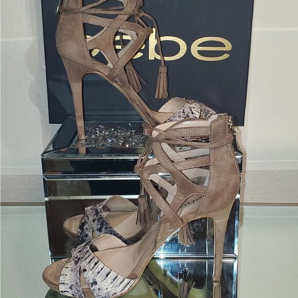 Bebe Lea Tassleled Tie-up Sandal Size 10 - Picture 4 of 16